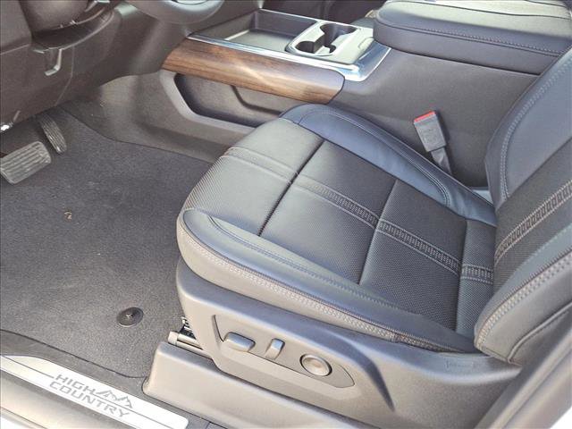 New 2026 Chevrolet Silverado 2500 High Country w/ Technology Package video 4