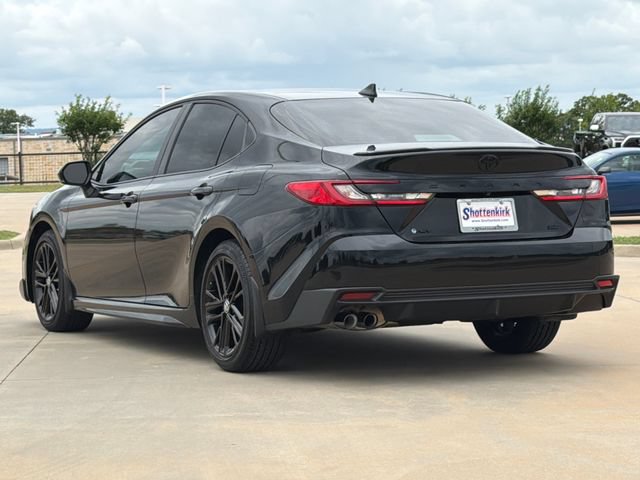 Used 2026 Toyota Camry SE w/ Convenience Package FWD image 5