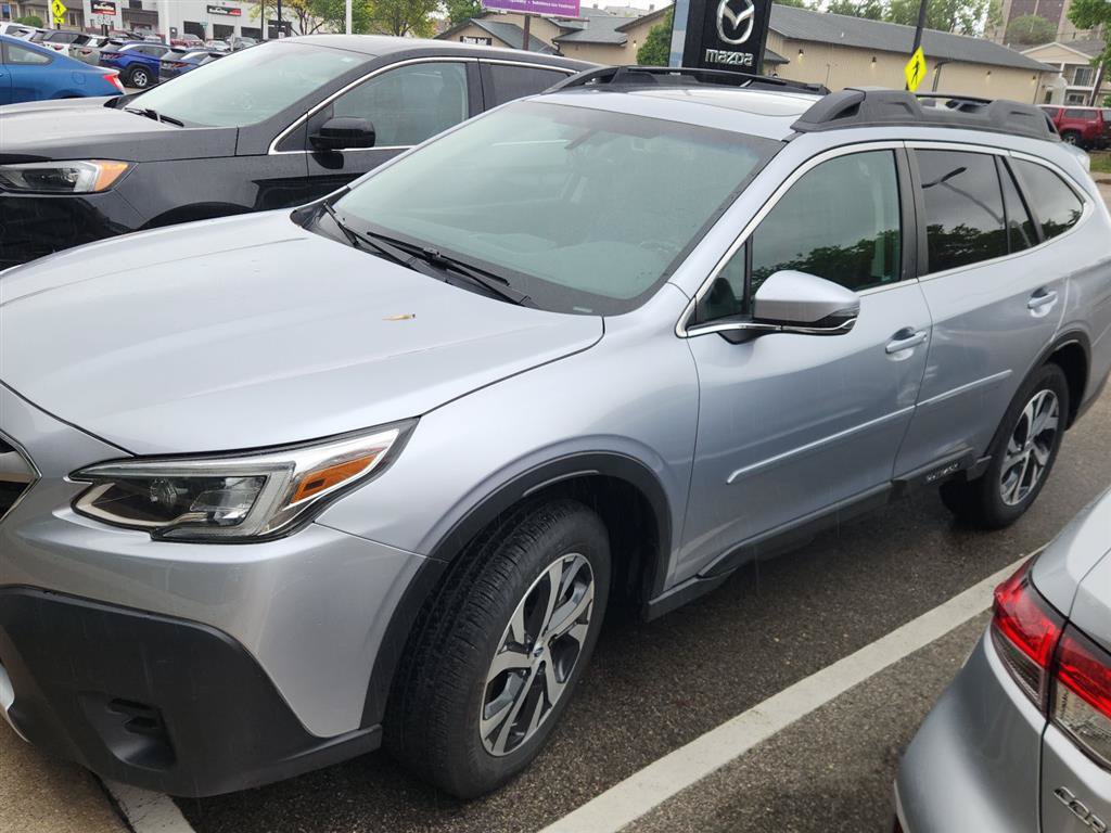 Used 2021 Subaru Outback Limited AWD/4WD image 8