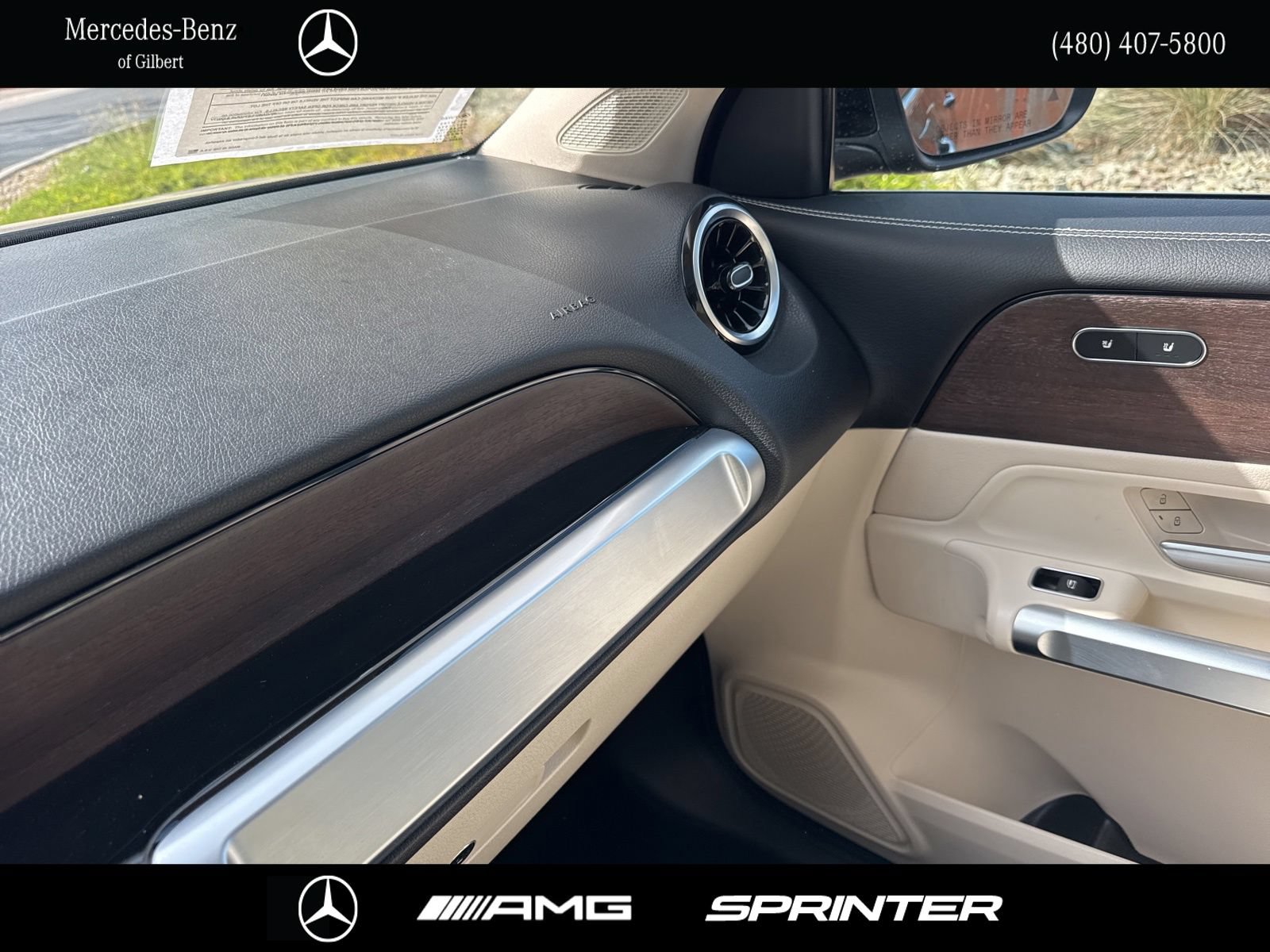 Used 2022 Mercedes-Benz GLB 250 image 27
