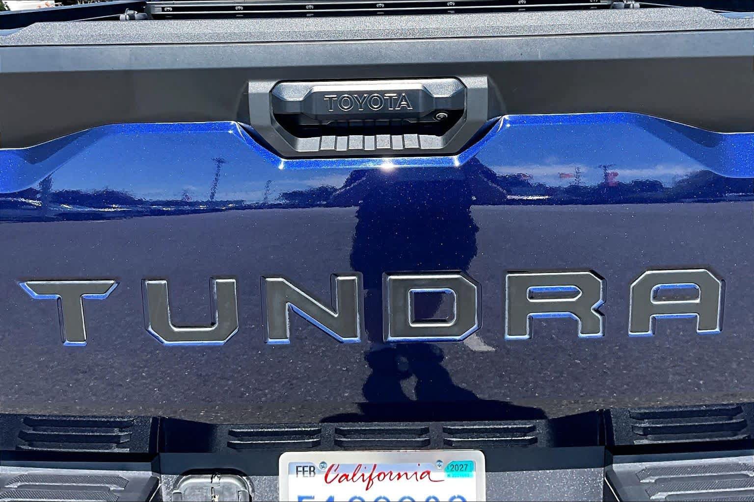Used 2023 Toyota Tundra SR5 w/ SR5 Convenience Package AWD/4WD image 30