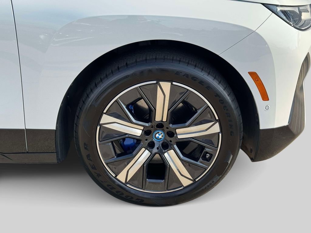 Certified 2025 BMW iX xDrive50 w/ Sport Package image 8