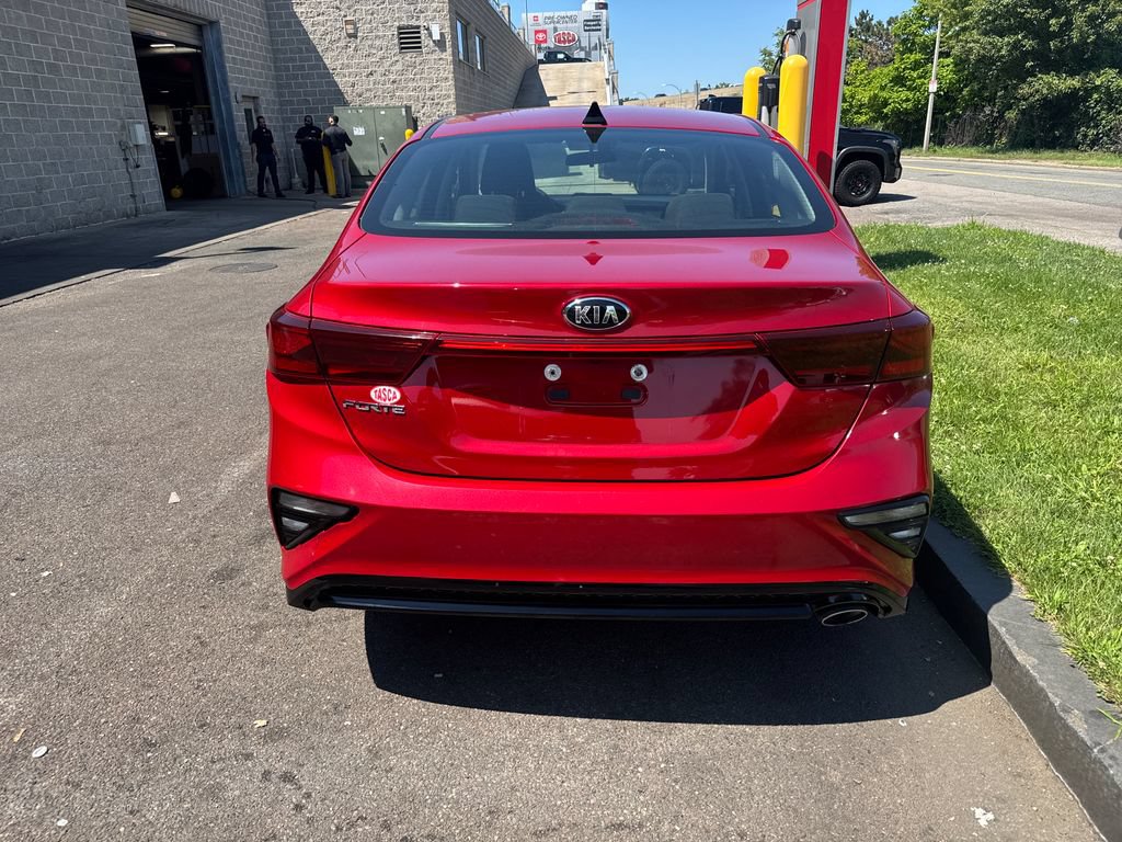 Used 2020 Kia Forte LXS FWD image 7