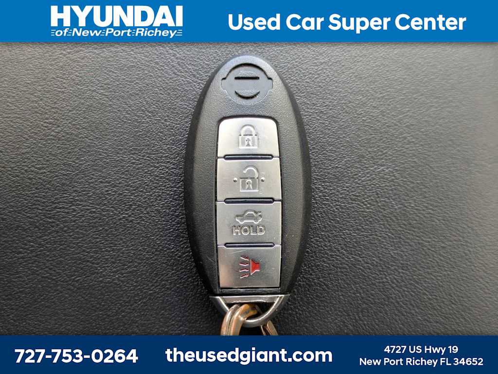 Used 2011 Nissan Maxima 3.5 SV w/ Premium Pkg FWD image 34