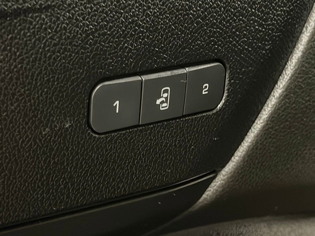 Used 2017 GMC Acadia Limited SLT image 27