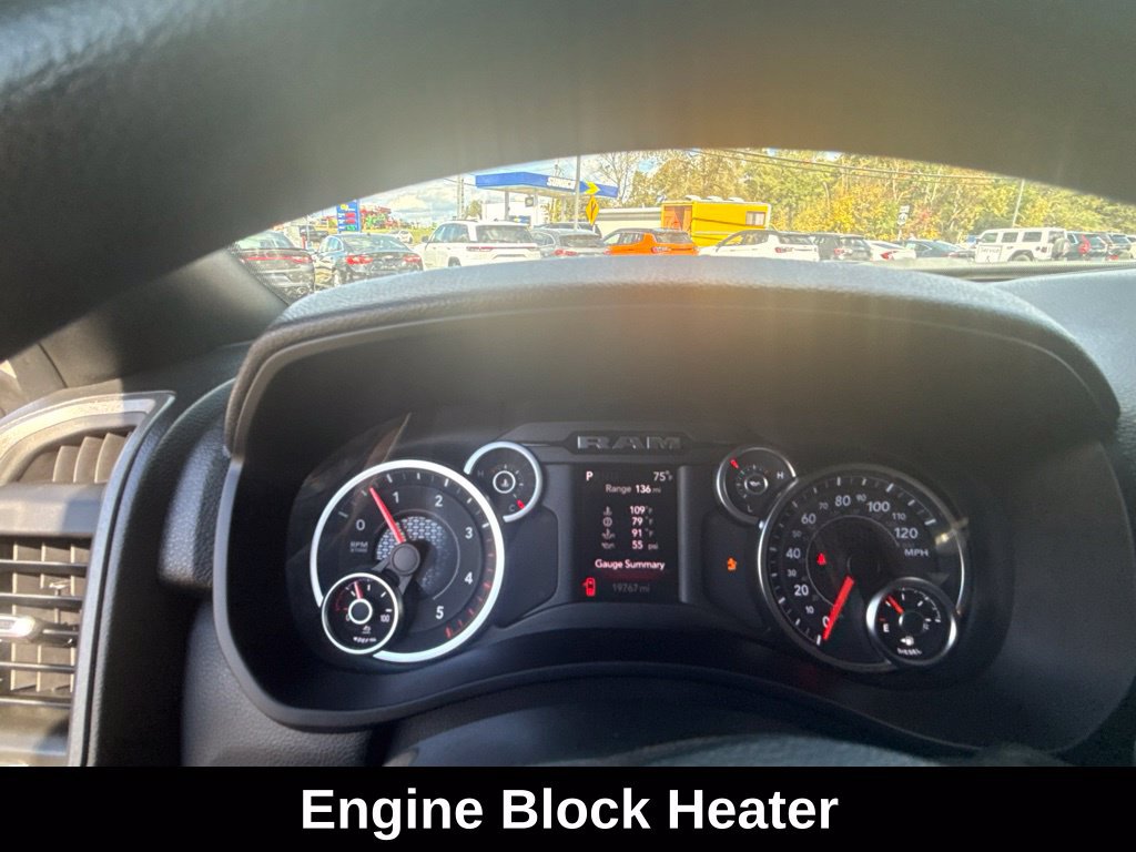 Used 2025 RAM 3500 Tradesman AWD/4WD image 34