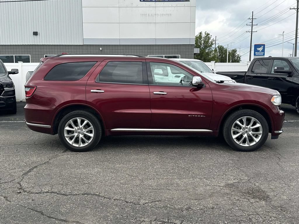Used 2020 Dodge Durango Citadel w/ Technology Group AWD/4WD image 2