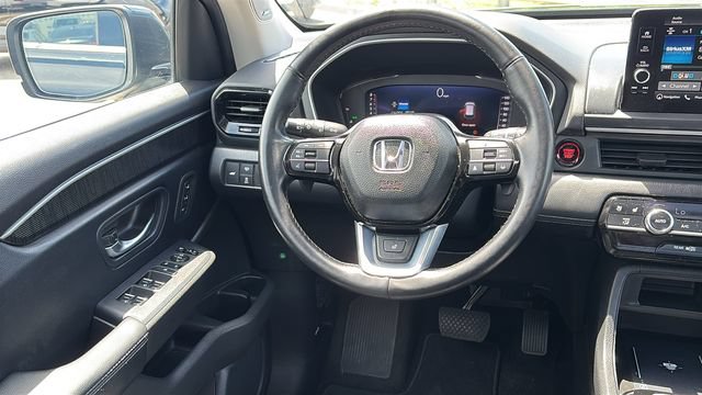 Used 2023 Honda Pilot Elite image 23
