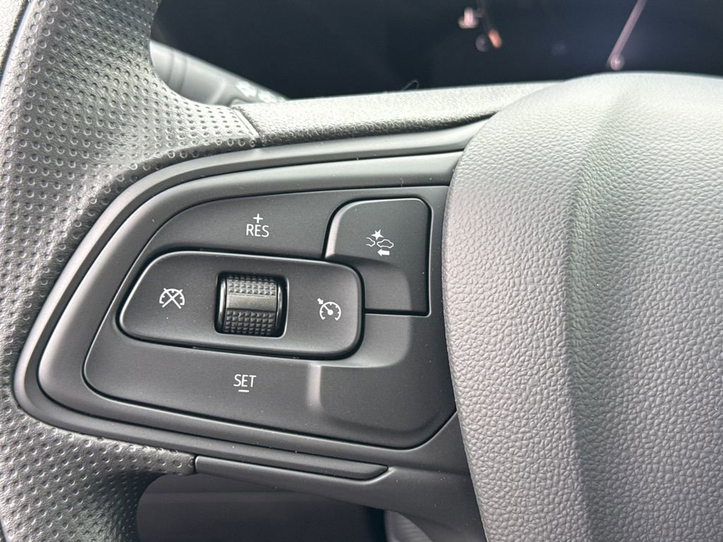New 2026 Buick Envista Preferred FWD image 18