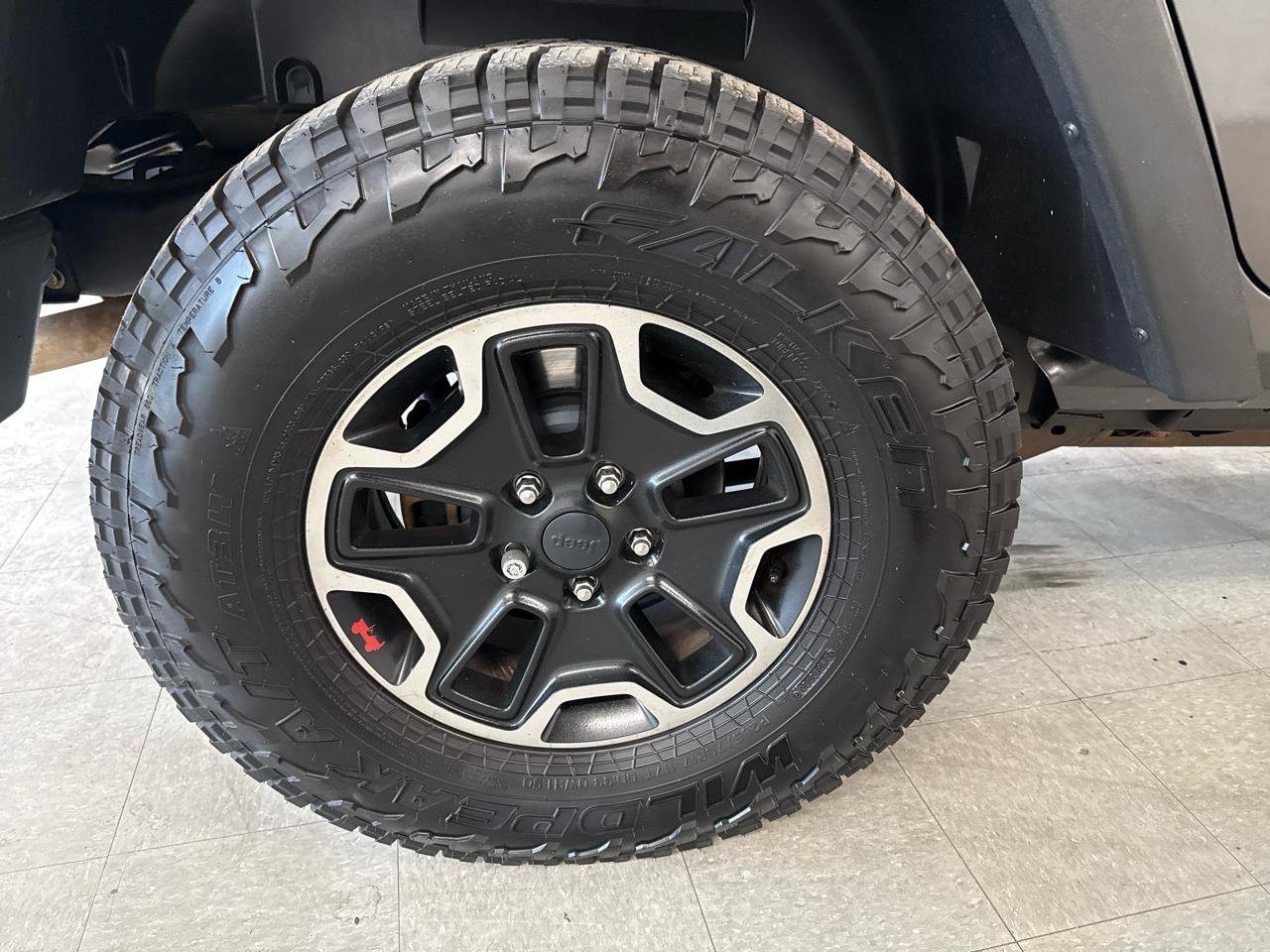 Used 2018 Jeep Wrangler Unlimited Sport w/ Connectivity Group image 83