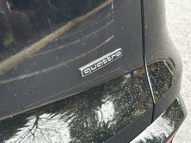 Used 2025 Audi Q5 Premium Plus w/ Premium Plus AWD/4WD image 11