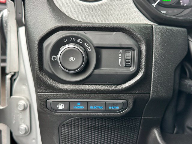Used 2024 Jeep Wrangler Unlimited w/ Convenience Group AWD/4WD image 11