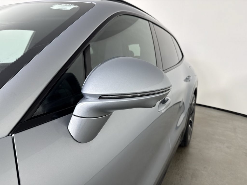 New 2026 Porsche Cayenne Electric AWD/4WD image 12