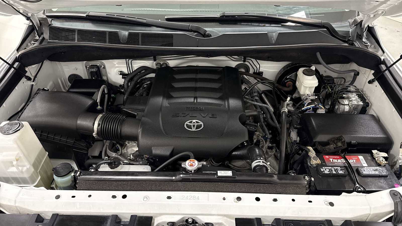 Certified 2021 Toyota Tundra SR image 29