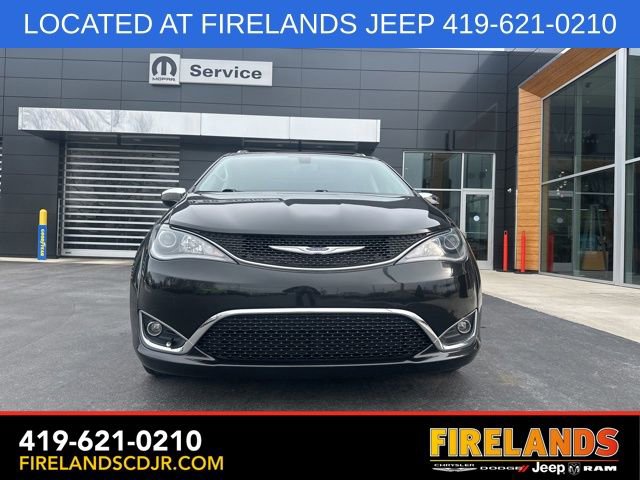 Used 2020 Chrysler Pacifica Limited image 2
