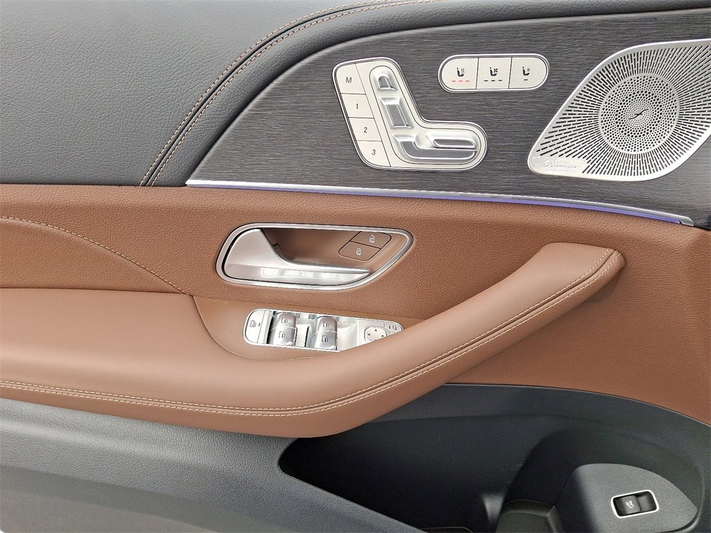 New 2025 Mercedes-Benz GLE 53 AMG 4MATIC Coupe image 9