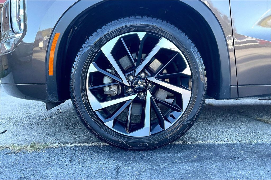 Used 2022 Mitsubishi Outlander SEL AWD/4WD image 9