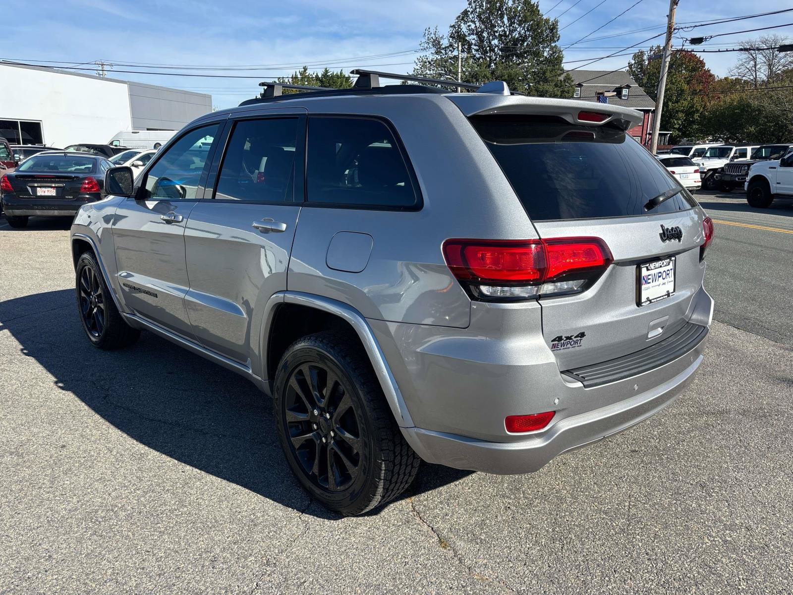 Certified 2019 Jeep Grand Cherokee Altitude AWD/4WD image 5
