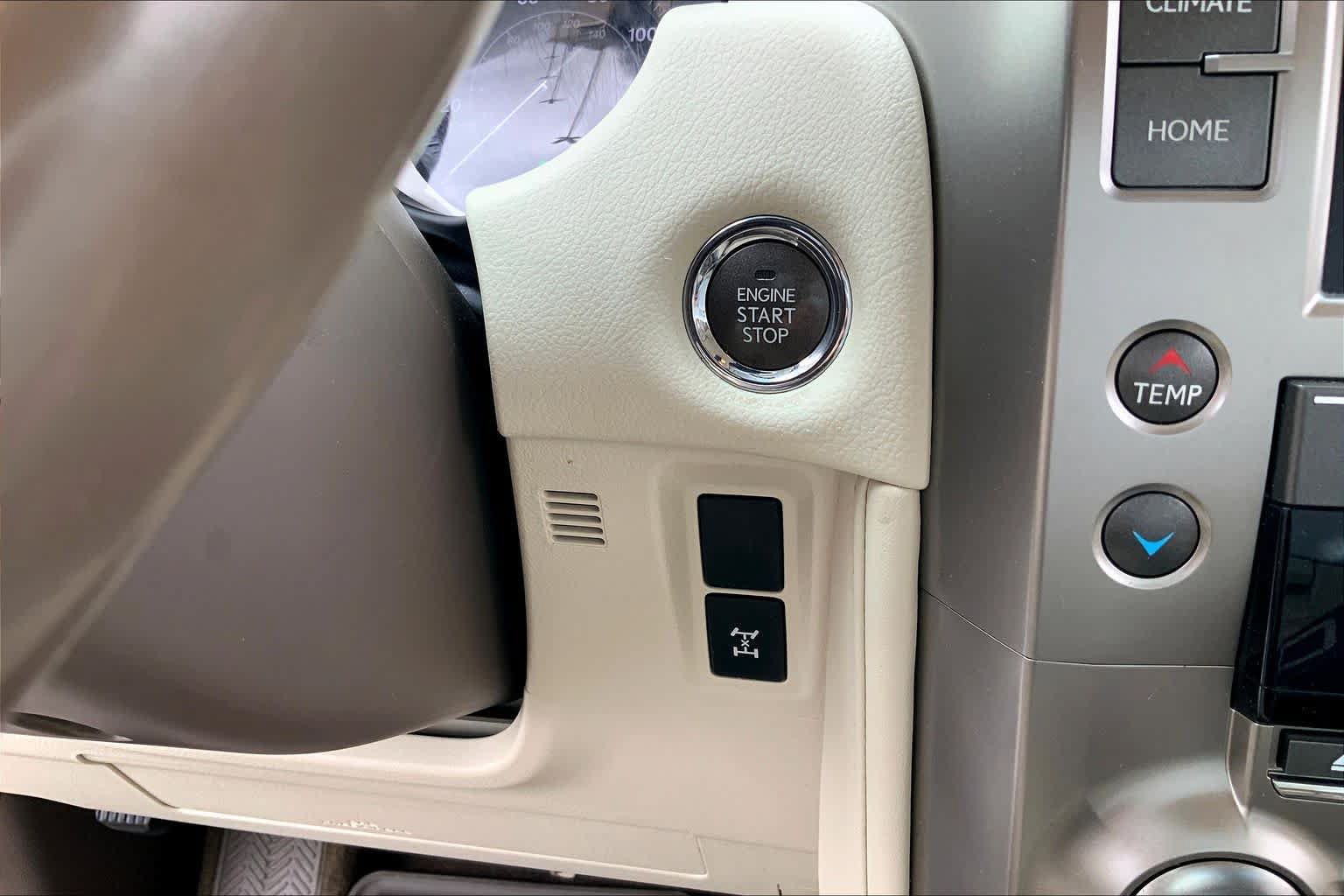 Used 2016 Lexus GX 460 w/ Premium Package AWD/4WD image 28