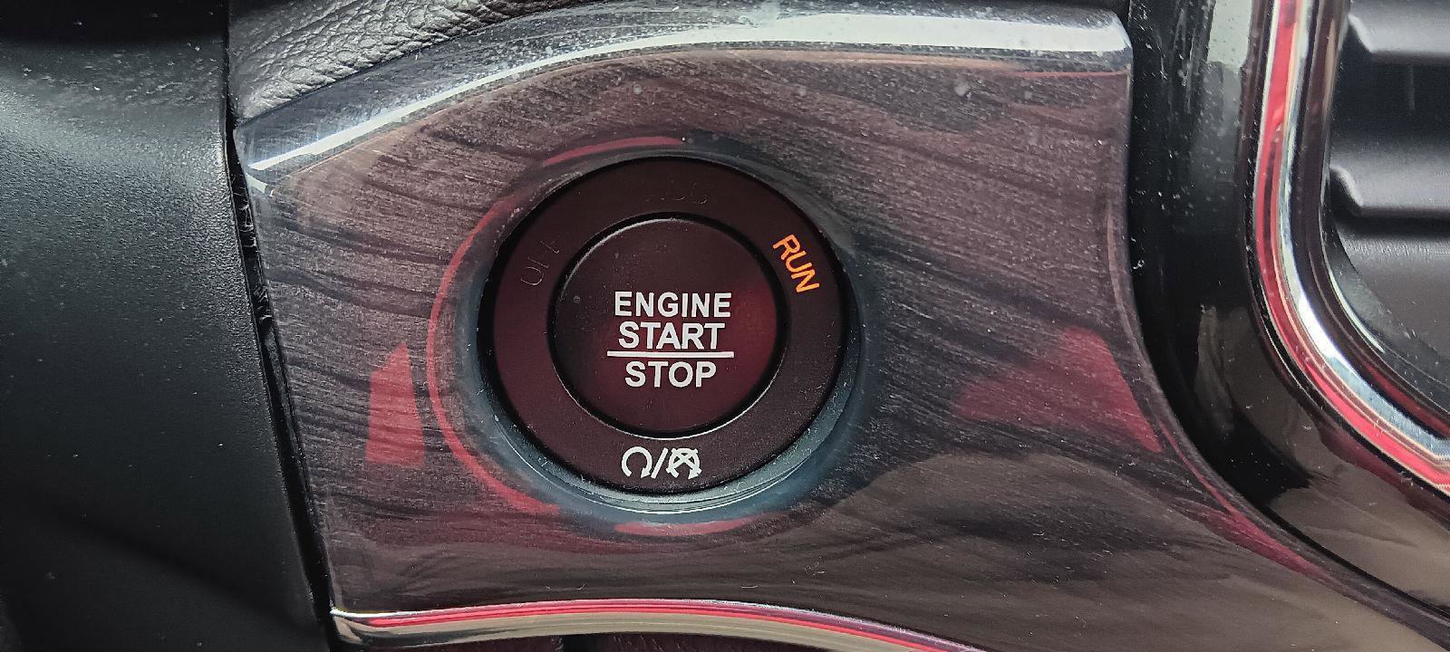 Used 2020 Jeep Grand Cherokee Overland RWD image 13