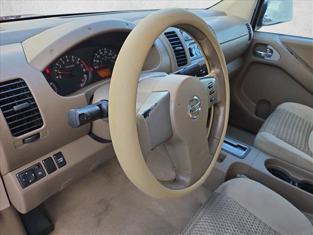 Used 2007 Nissan Frontier SE w/ SE Value Truck Pkg RWD image 10
