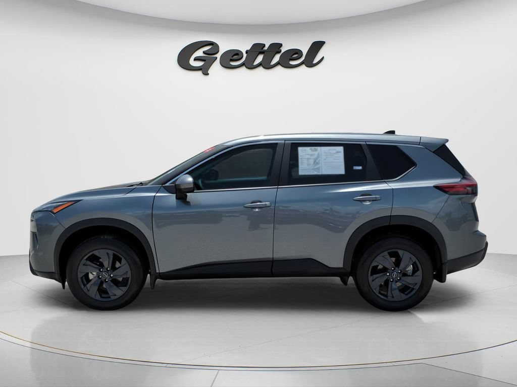 Certified 2026 Nissan Rogue SV FWD image 17
