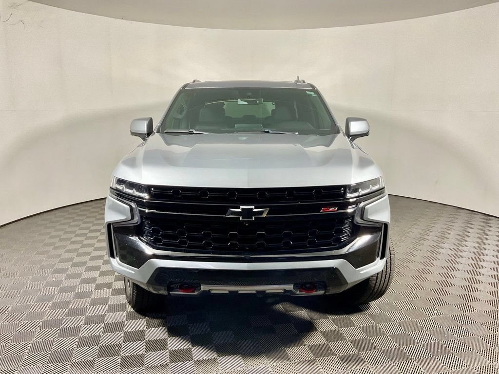 Used 2024 Chevrolet Suburban Z71 w/ Luxury Package AWD/4WD image 9