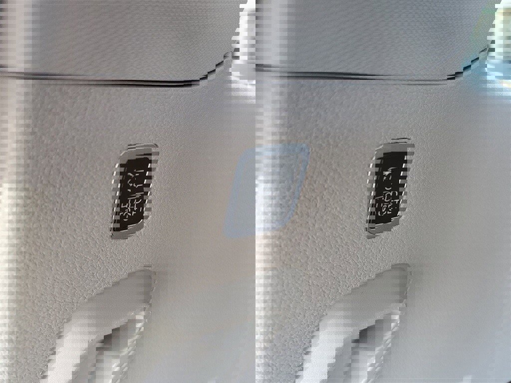 Used 2023 Jeep Wagoneer Series III w/ Preferred Equipment Group image 34