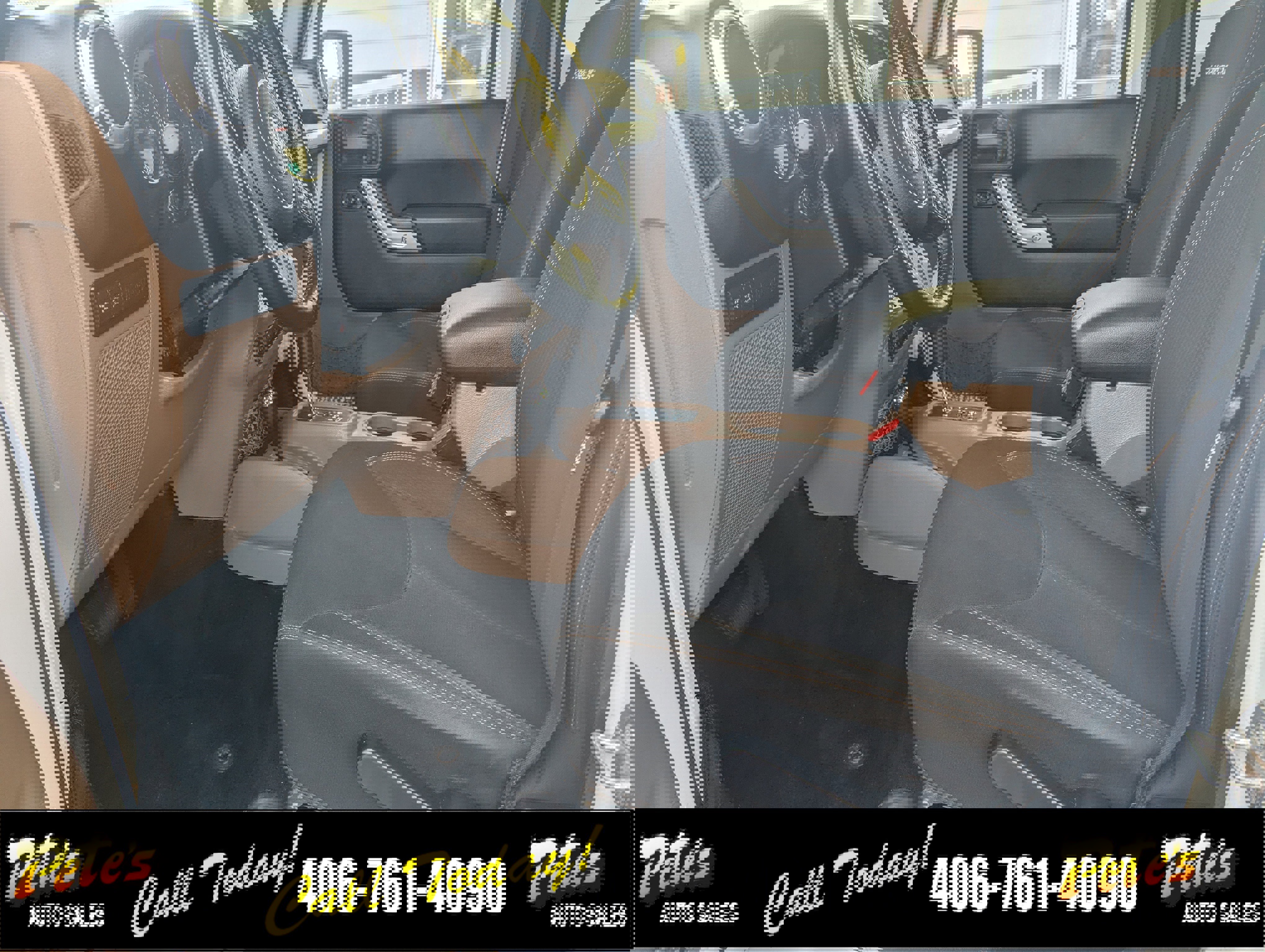 Used 2015 Jeep Wrangler Unlimited Rubicon w/ Max Tow Package image 22