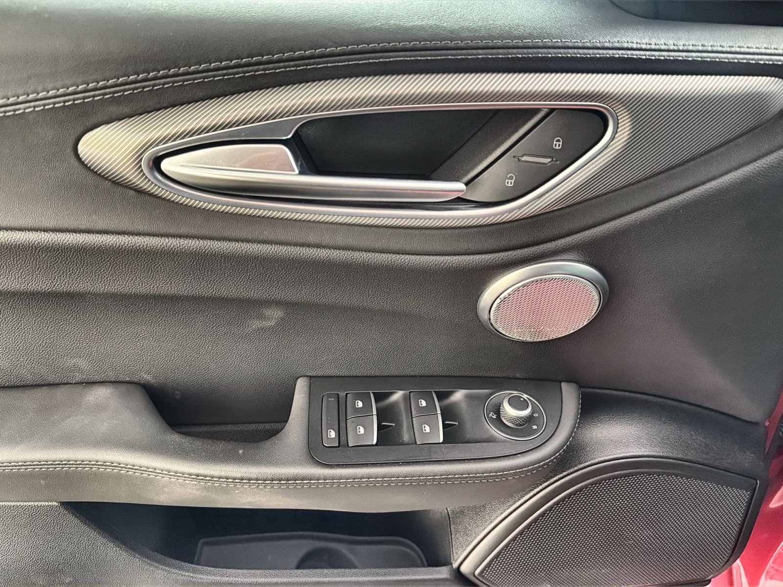 Used 2024 Alfa Romeo Giulia Ti image 15