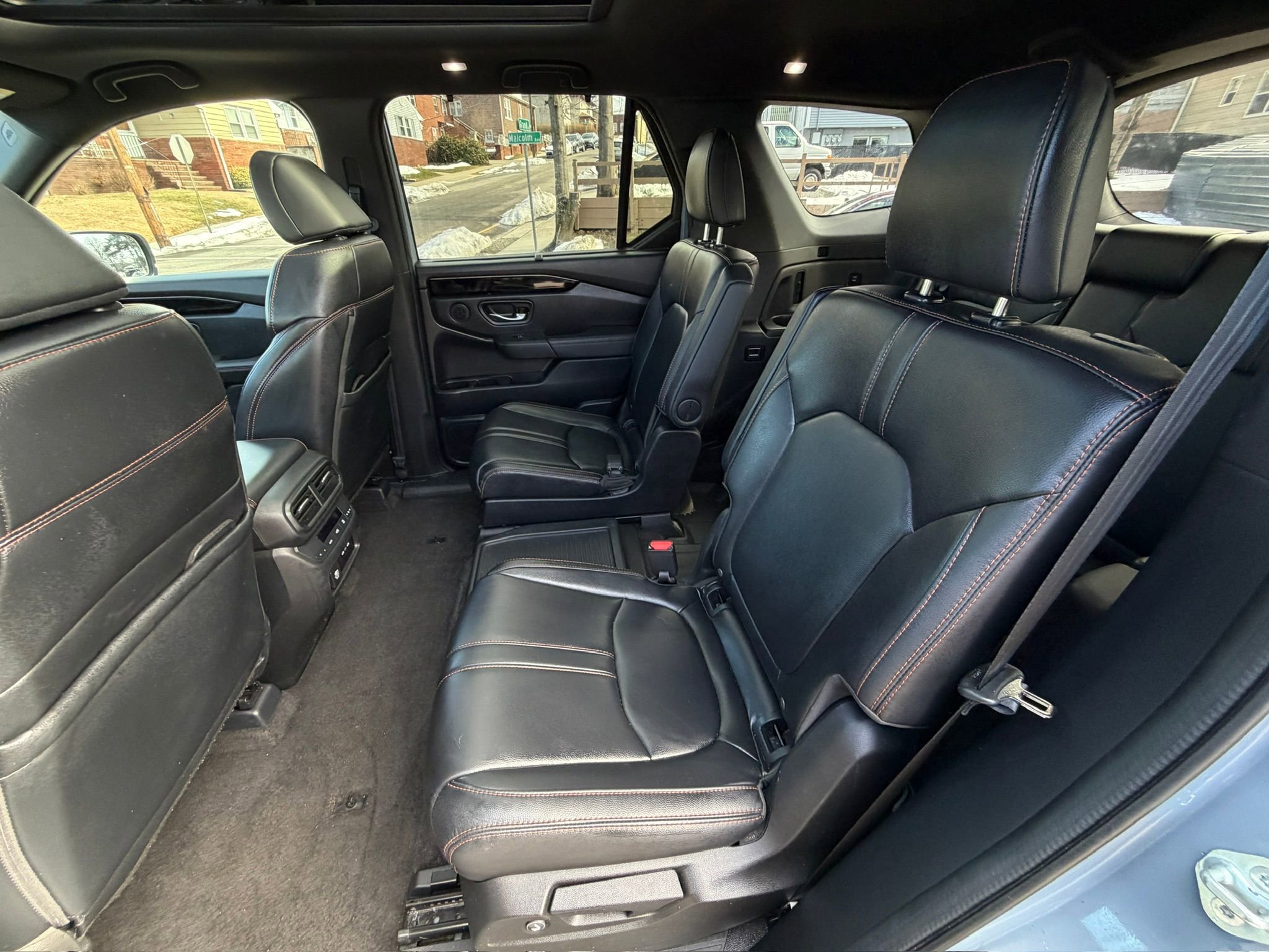 Used 2024 Honda Pilot TrailSport image 25