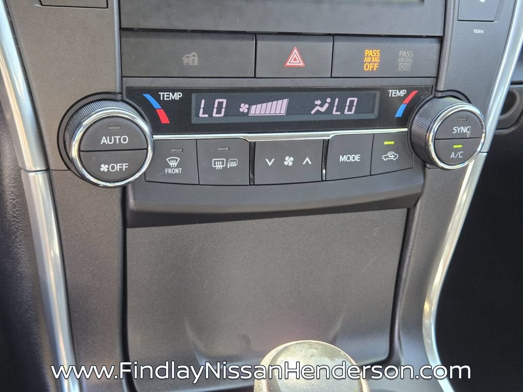 Used 2017 Toyota Camry LE FWD image 25