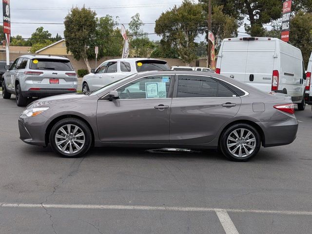 Used 2017 Toyota Camry XLE FWD image 12