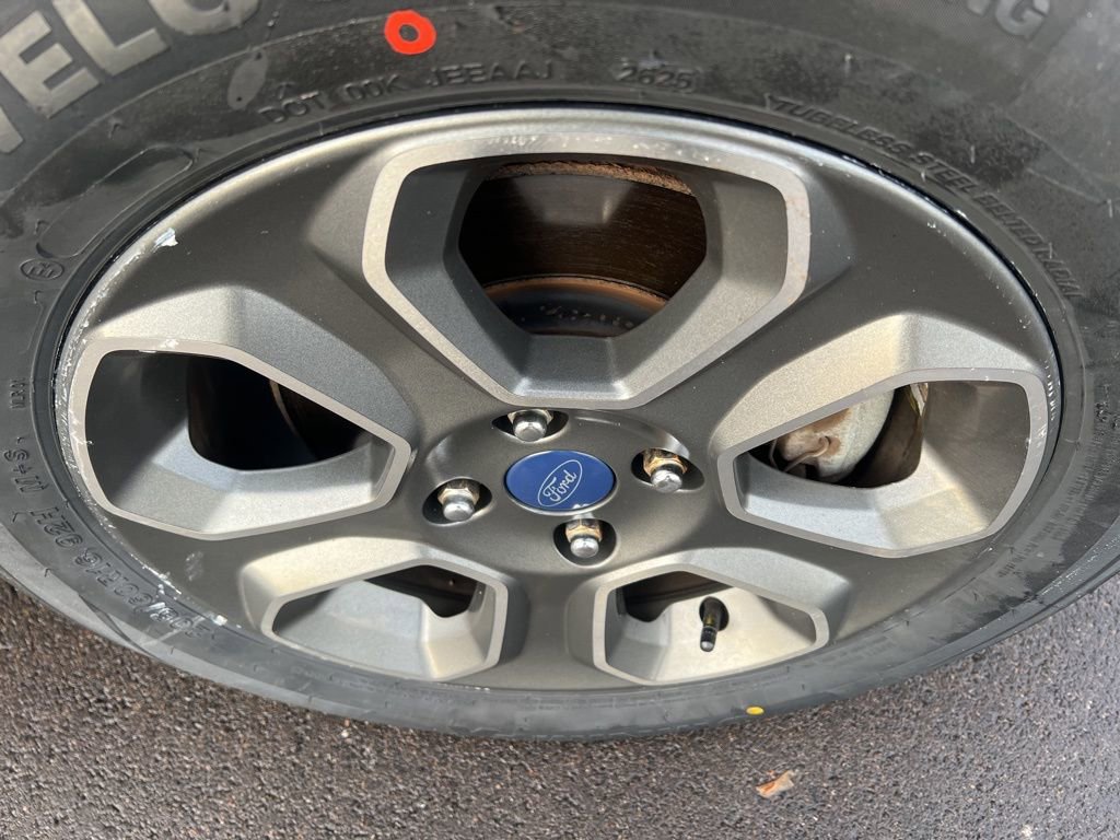 Used 2018 Ford EcoSport S image 39