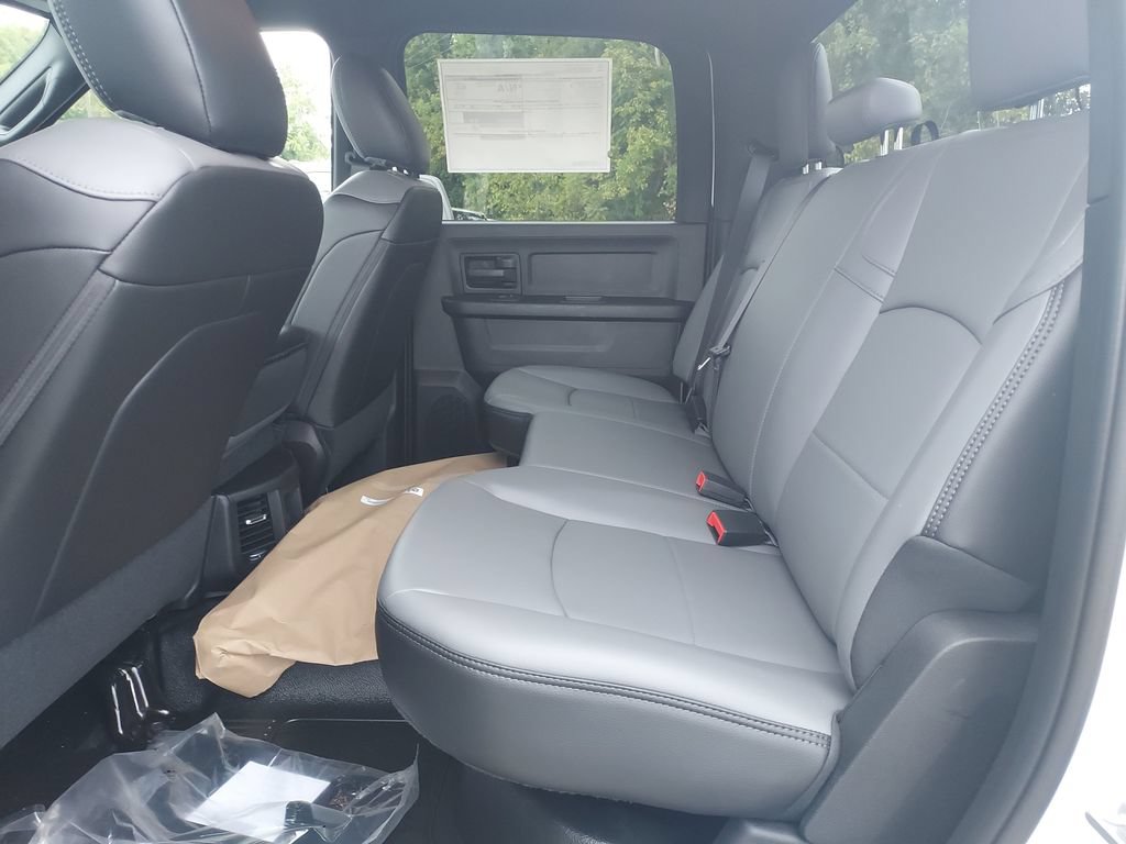 New 2027 RAM 3500 Tradesman w/ Chrome Appearance Group A AWD/4WD image 14
