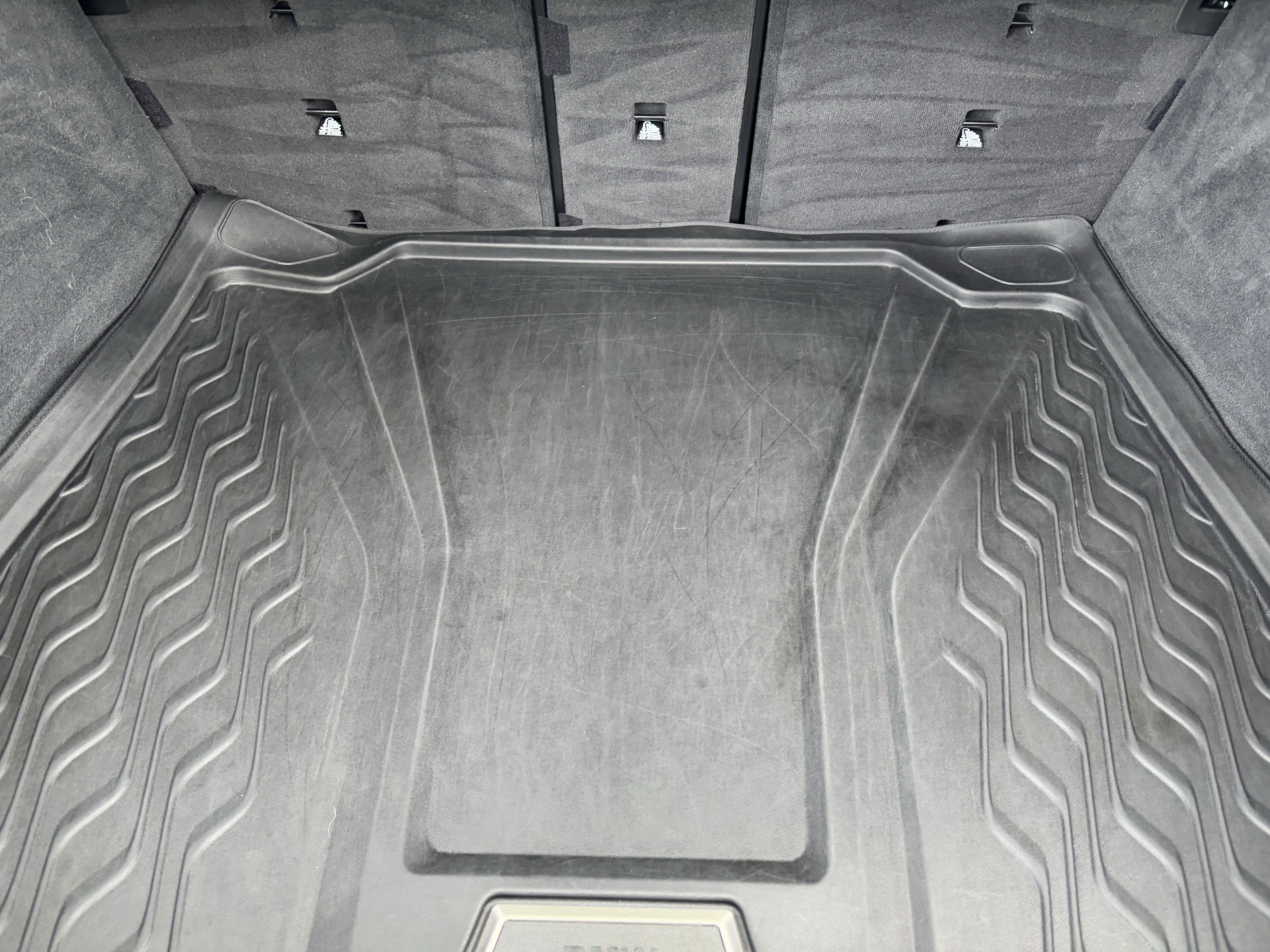 Used 2021 BMW X5 M50i w/ Premium Package image 34