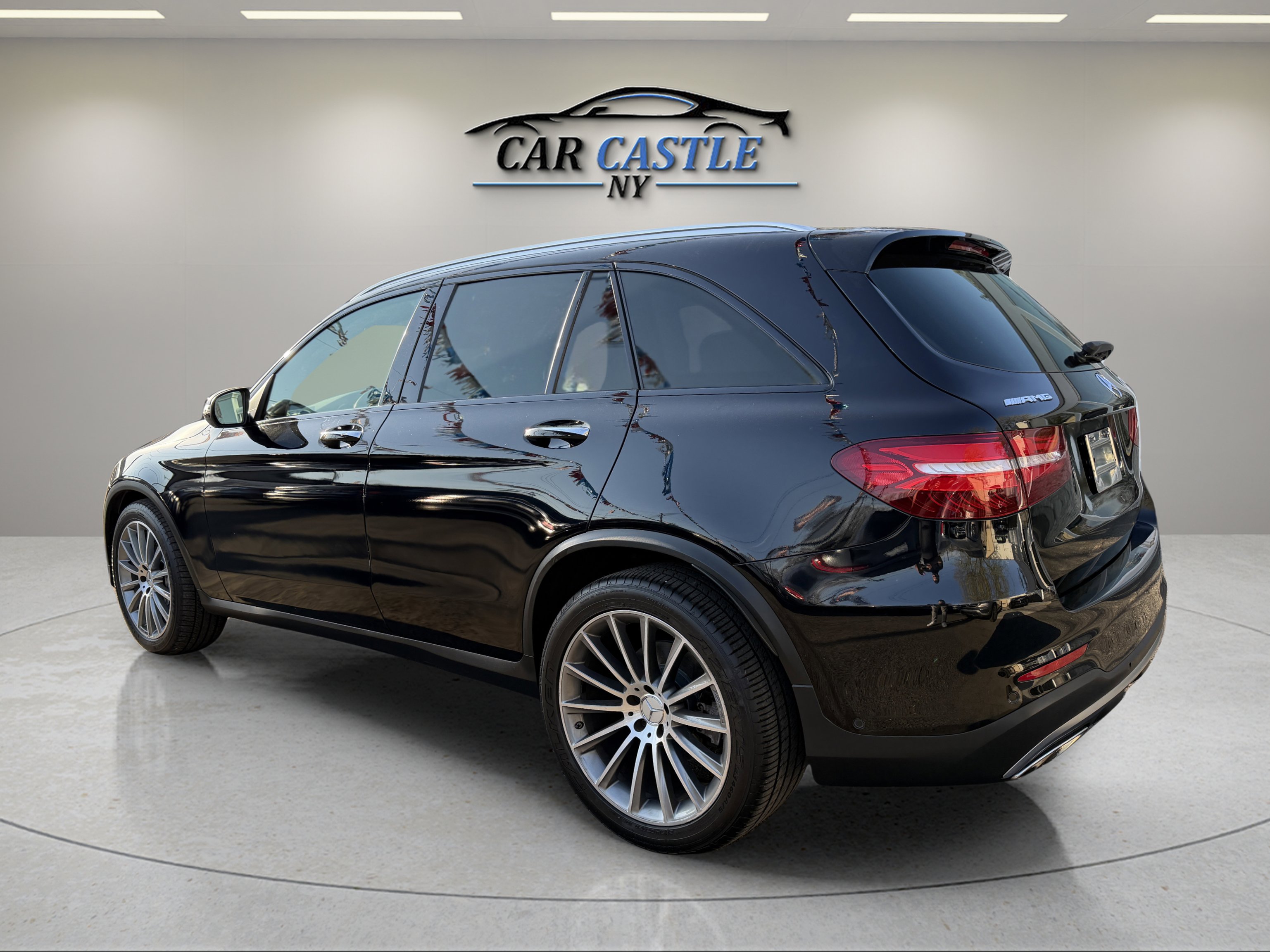 Used 2019 Mercedes-Benz GLC 43 AMG 4MATIC w/ Parking Assistance Package image 11
