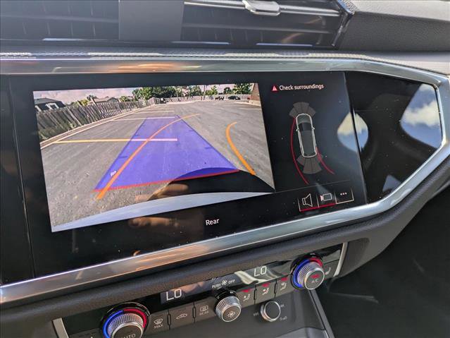 New 2025 Audi Q3 2.0T Premium image 13