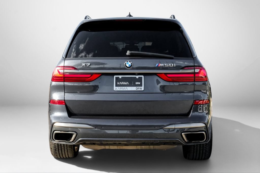 Used 2021 BMW X7 M50i w/ Dynamic Handling Package AWD/4WD image 7