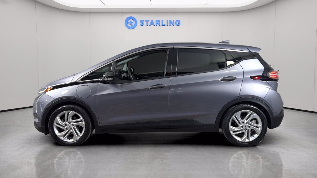 Certified 2023 Chevrolet Bolt LT w/ Driver Confidence Package FWD image 3