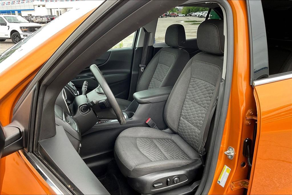 Used 2019 Chevrolet Equinox LT FWD image 27