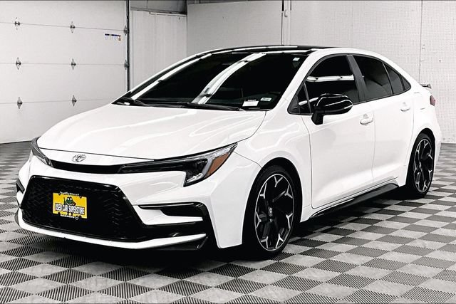 Used 2025 Toyota Corolla FX w/ Convenience Package FWD image 12