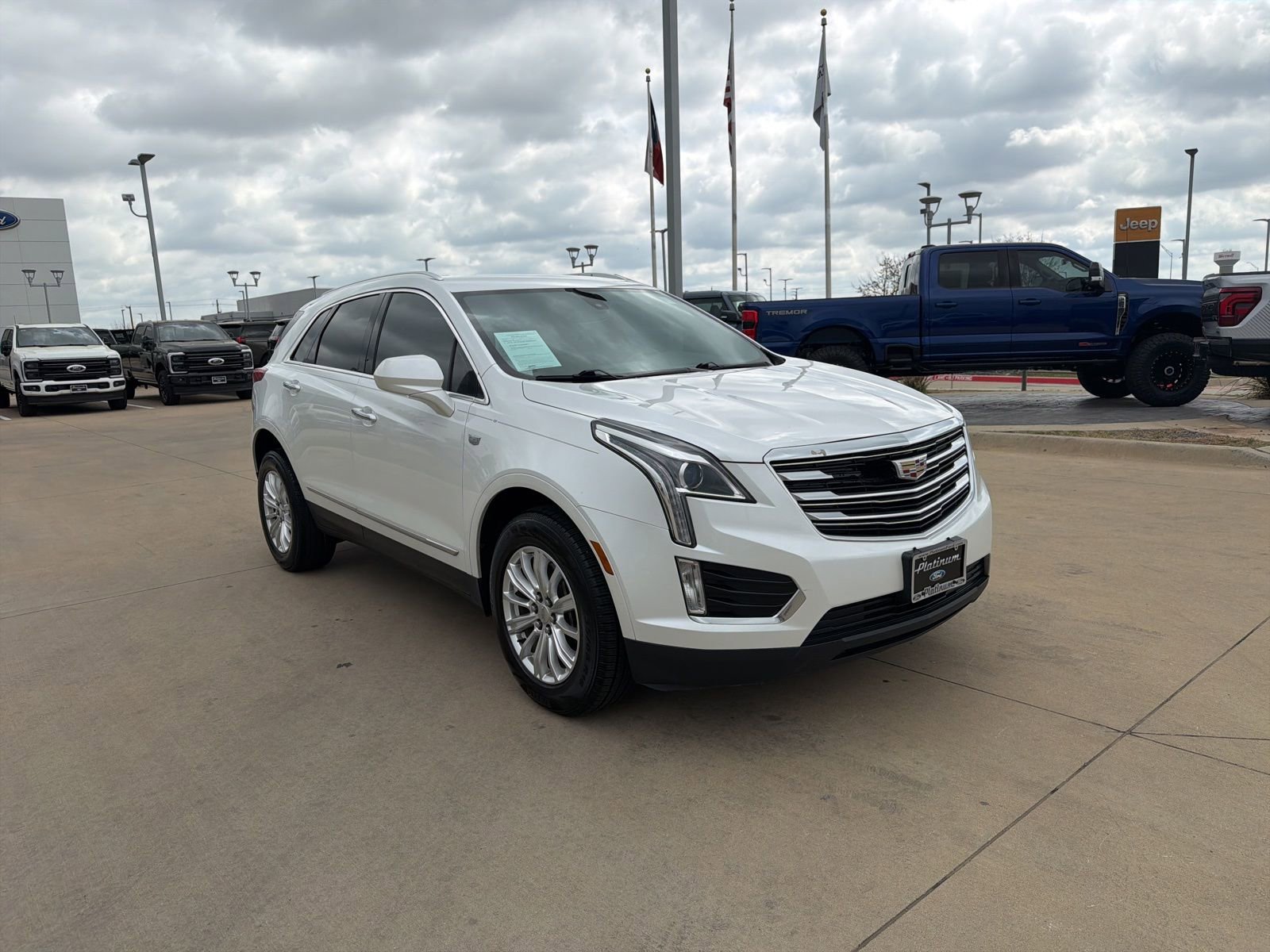 Used 2019 Cadillac XT5 FWD image 9