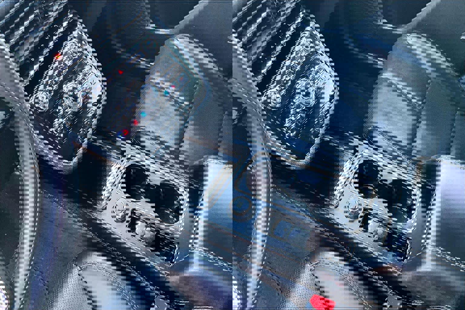 Used 2021 Lincoln Corsair FWD w/ Equipment Group 101A image 17