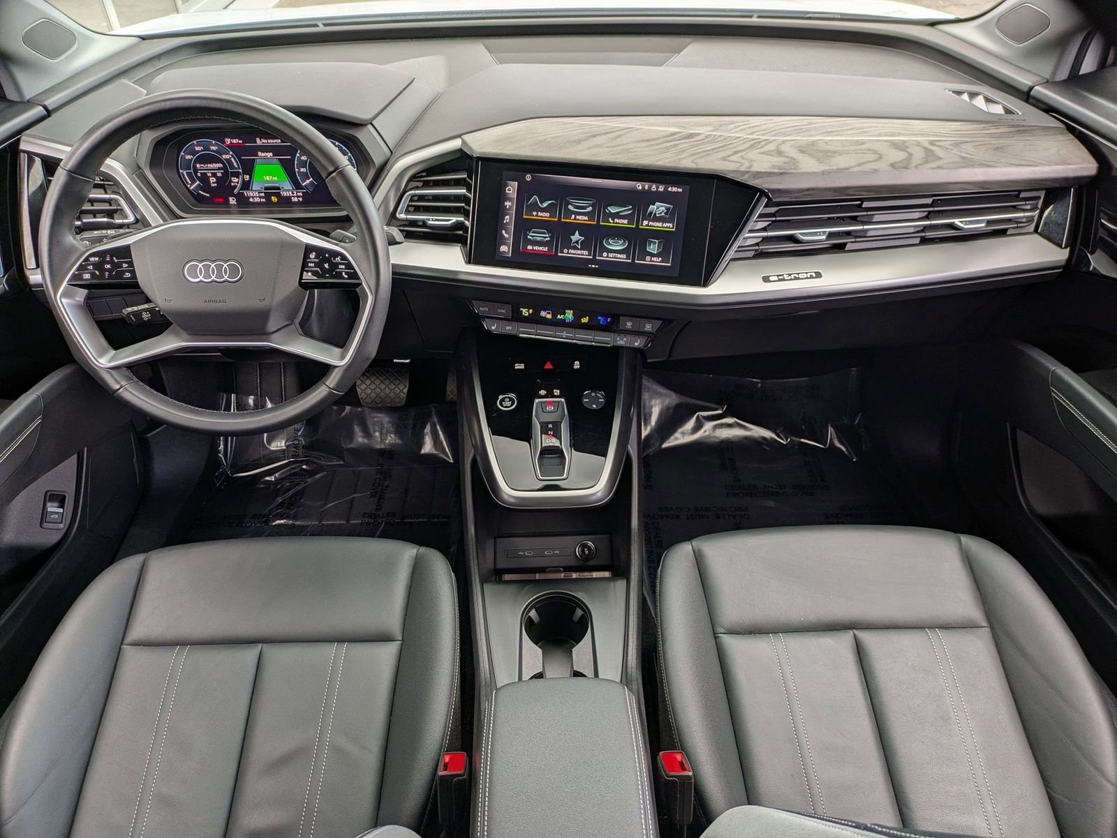 Used 2022 Audi Q4 e-tron Premium Plus w/ Premium Plus image 7