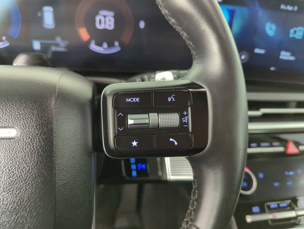 Used 2025 Hyundai Santa Fe SEL image 23