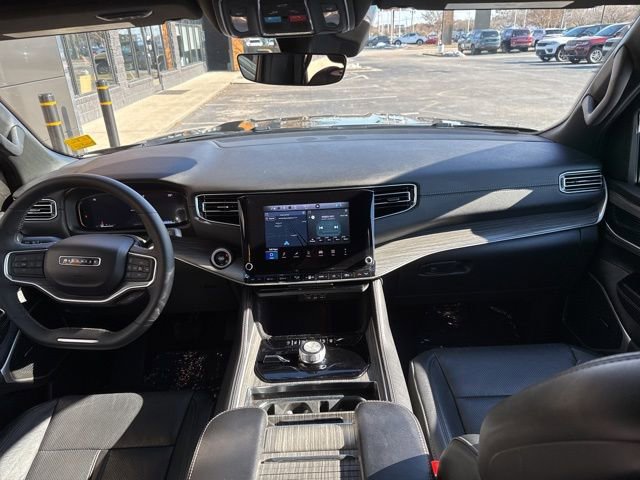 Used 2024 Jeep Wagoneer Series II image 25