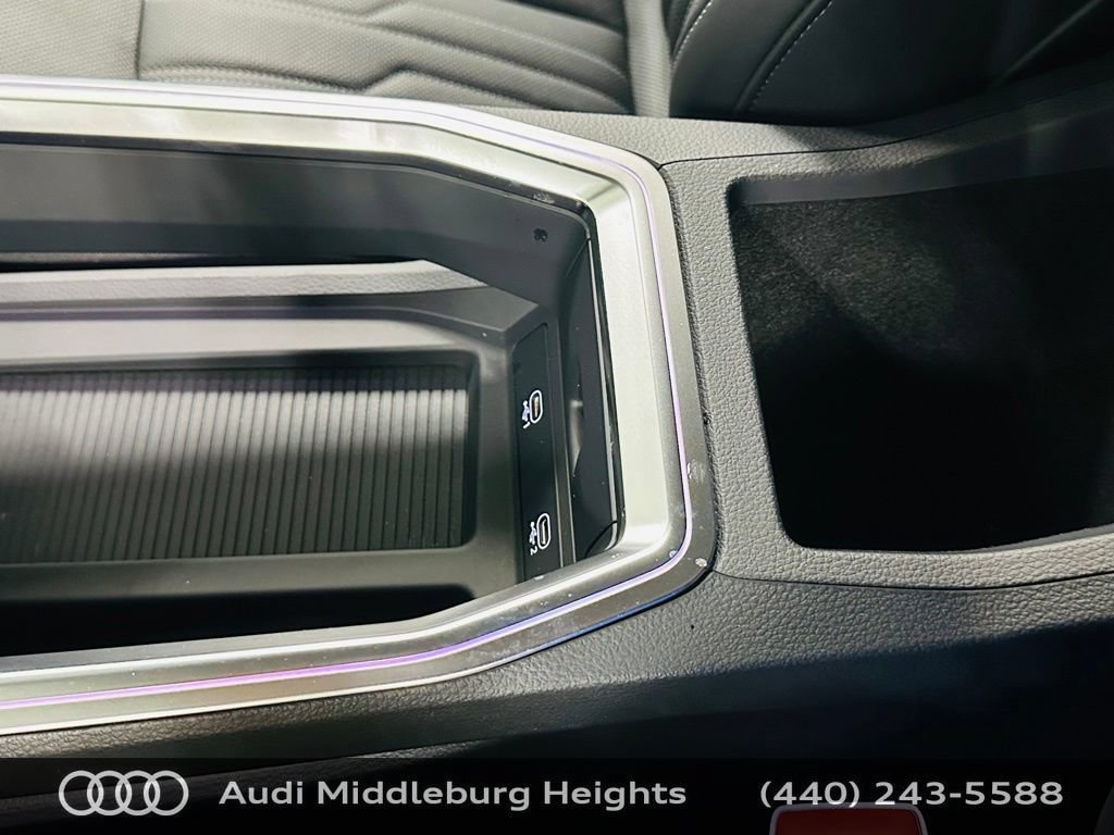 Certified 2024 Audi Q8 e-tron Prestige w/ Prestige Package AWD/4WD image 23