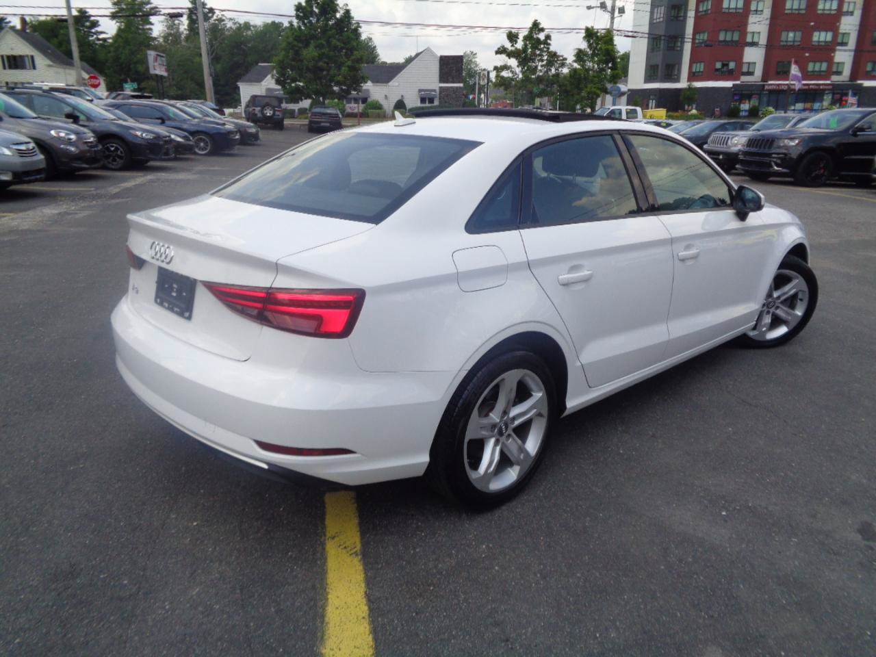 Used 2018 Audi A3 2.0T Premium w/ Convenience Package FWD image 2