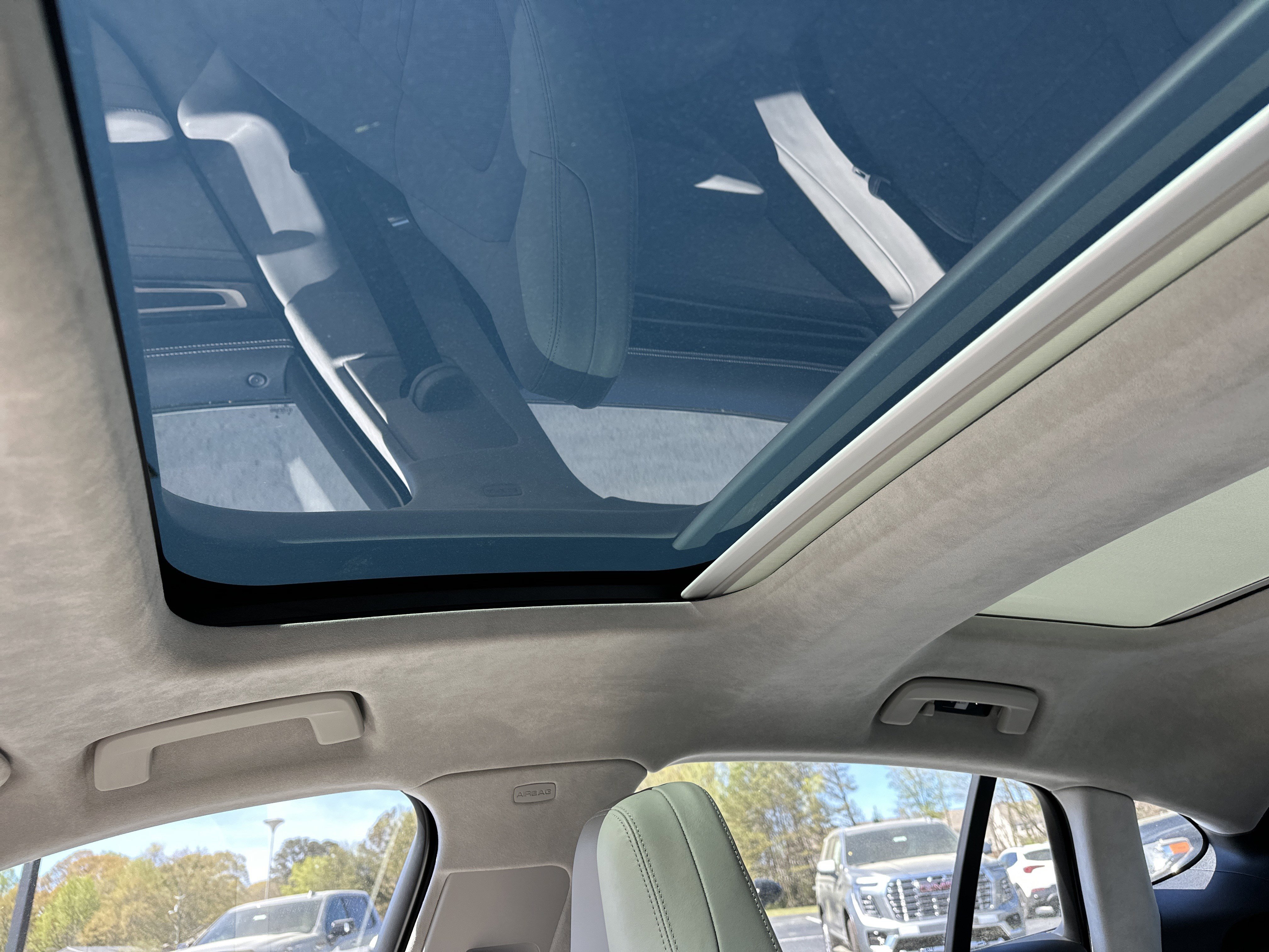 Used 2021 Porsche Panamera GTS image 25